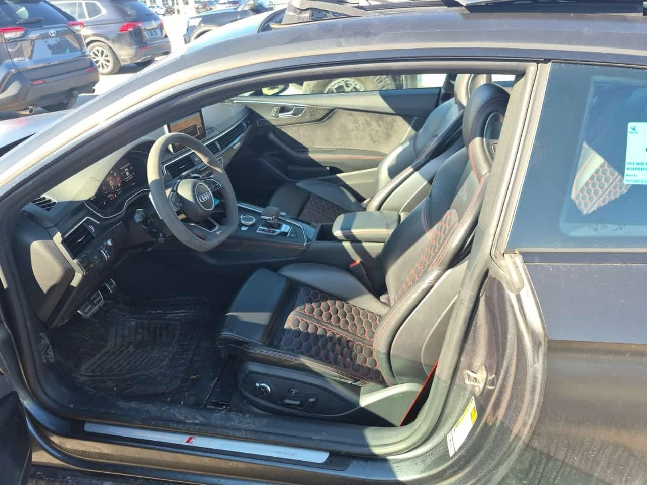 Audi Rs5 | DISTRONIC| HEAD-UP DISPLAY| ШИБИДАХ| 2 КЛЮЧА, снимка 8 - Автомобили и джипове - 54002335