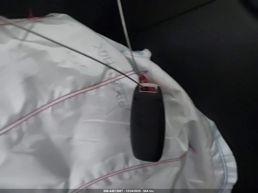 Nissan Versa 1.6L I-4 DOHC, VVT, 122HP Front Wheel Drive | Mobile.bg � ����������� 11