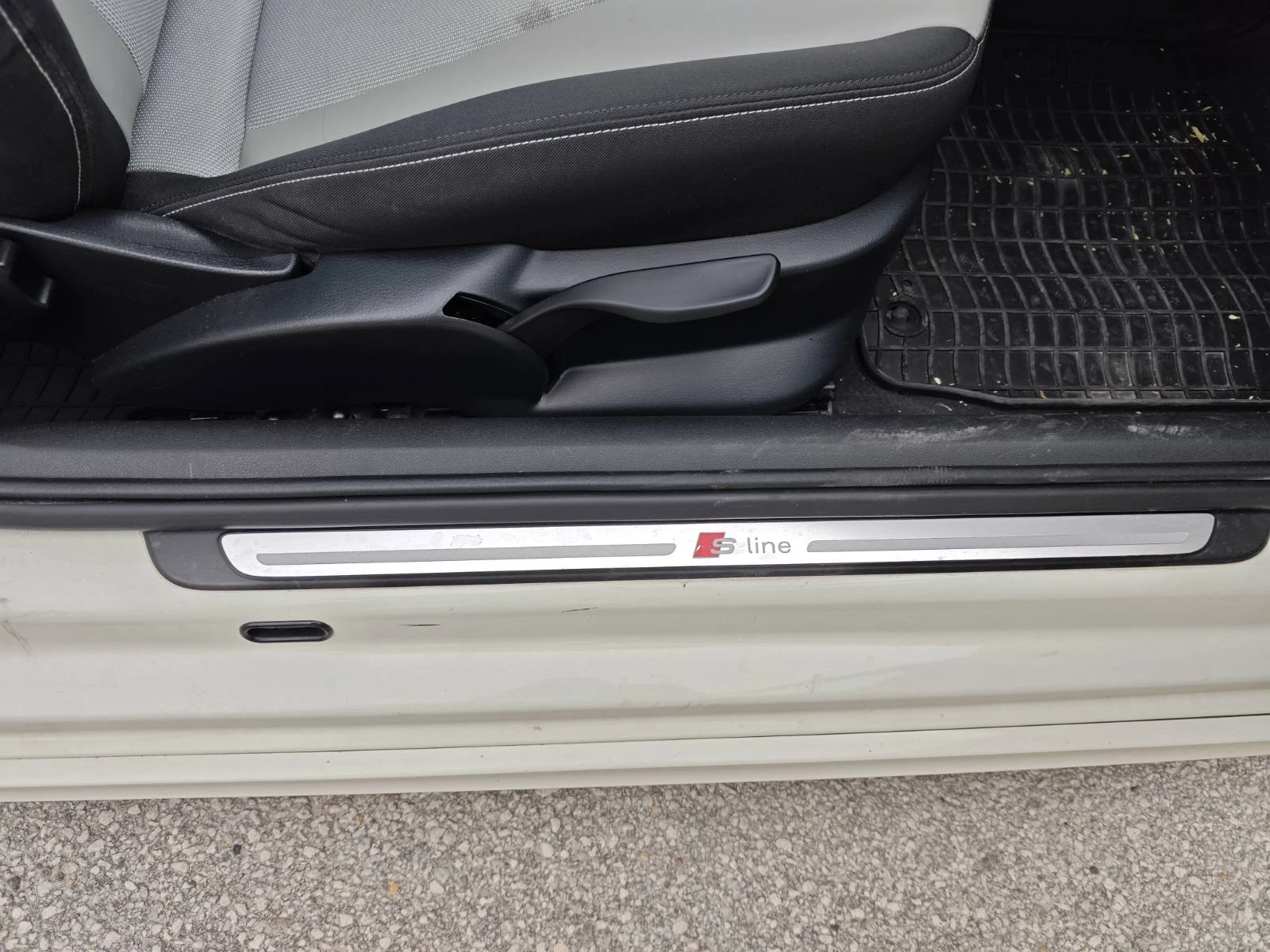 Audi A1 S-line, снимка 16 - Автомобили и джипове - 54137530