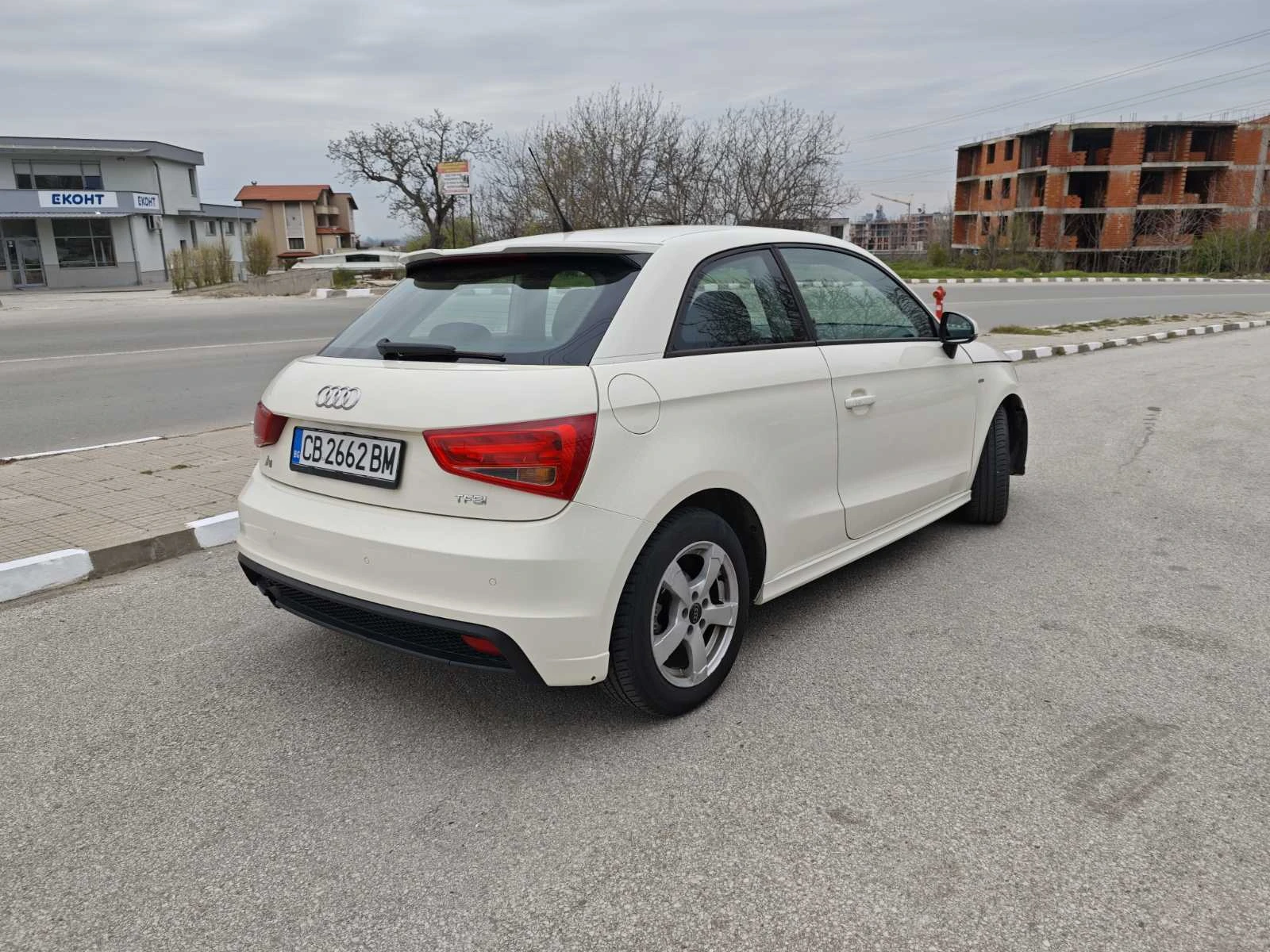 Audi A1 S-line, снимка 7 - Автомобили и джипове - 54137530