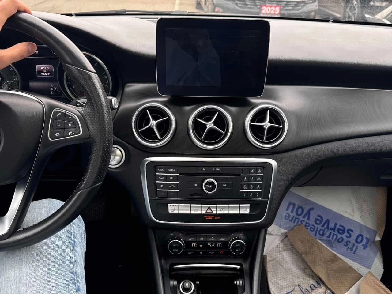 Mercedes-Benz CLA 250 4MATIC/ПАНОРАМА/ПОДГРЕВИ, снимка 9 - Автомобили и джипове - 54488450