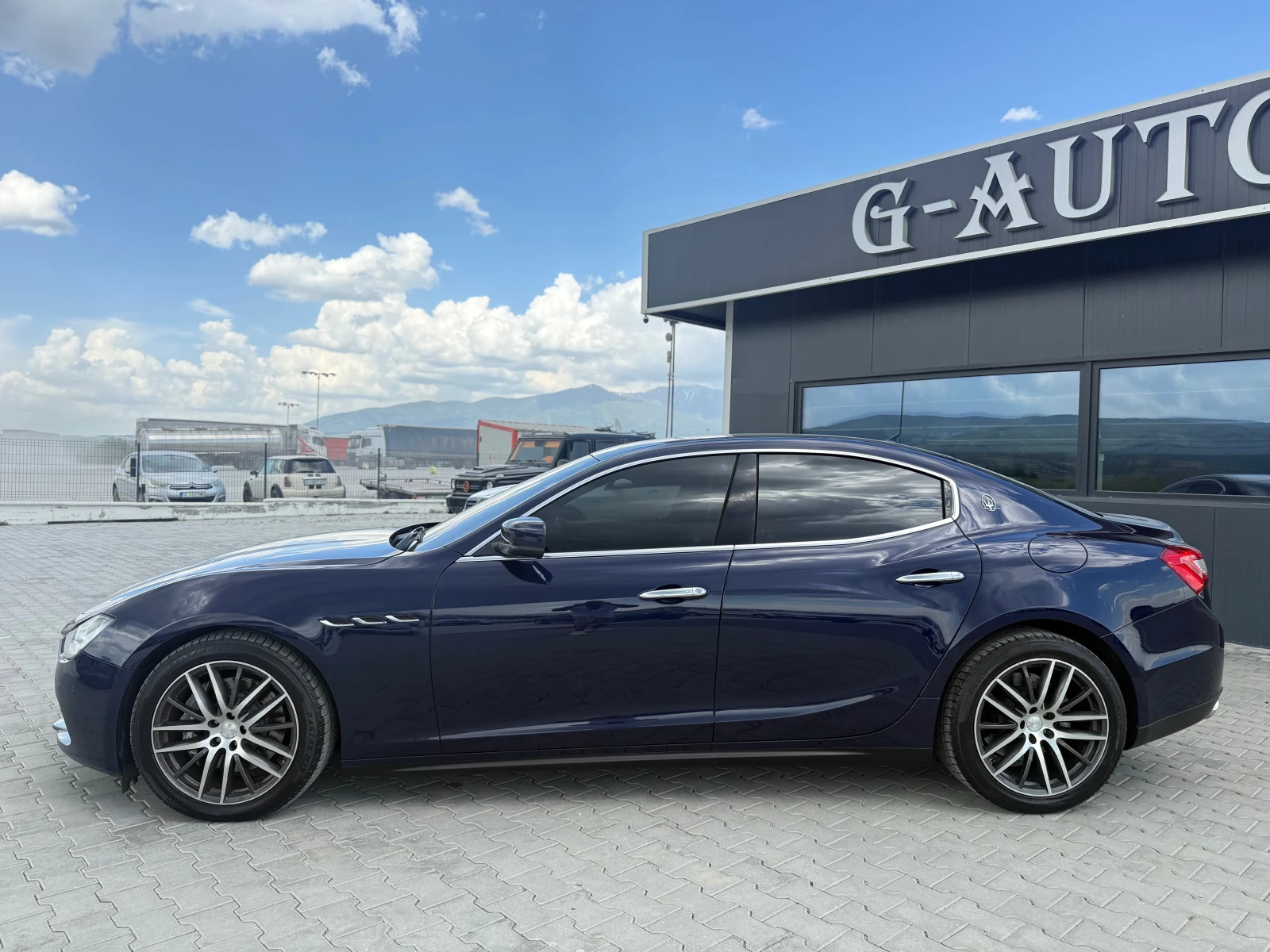 Maserati Ghibli 3.0D СОБСТВЕН ЛИЗИНГ , снимка 8 - Автомобили и джипове - 54712307