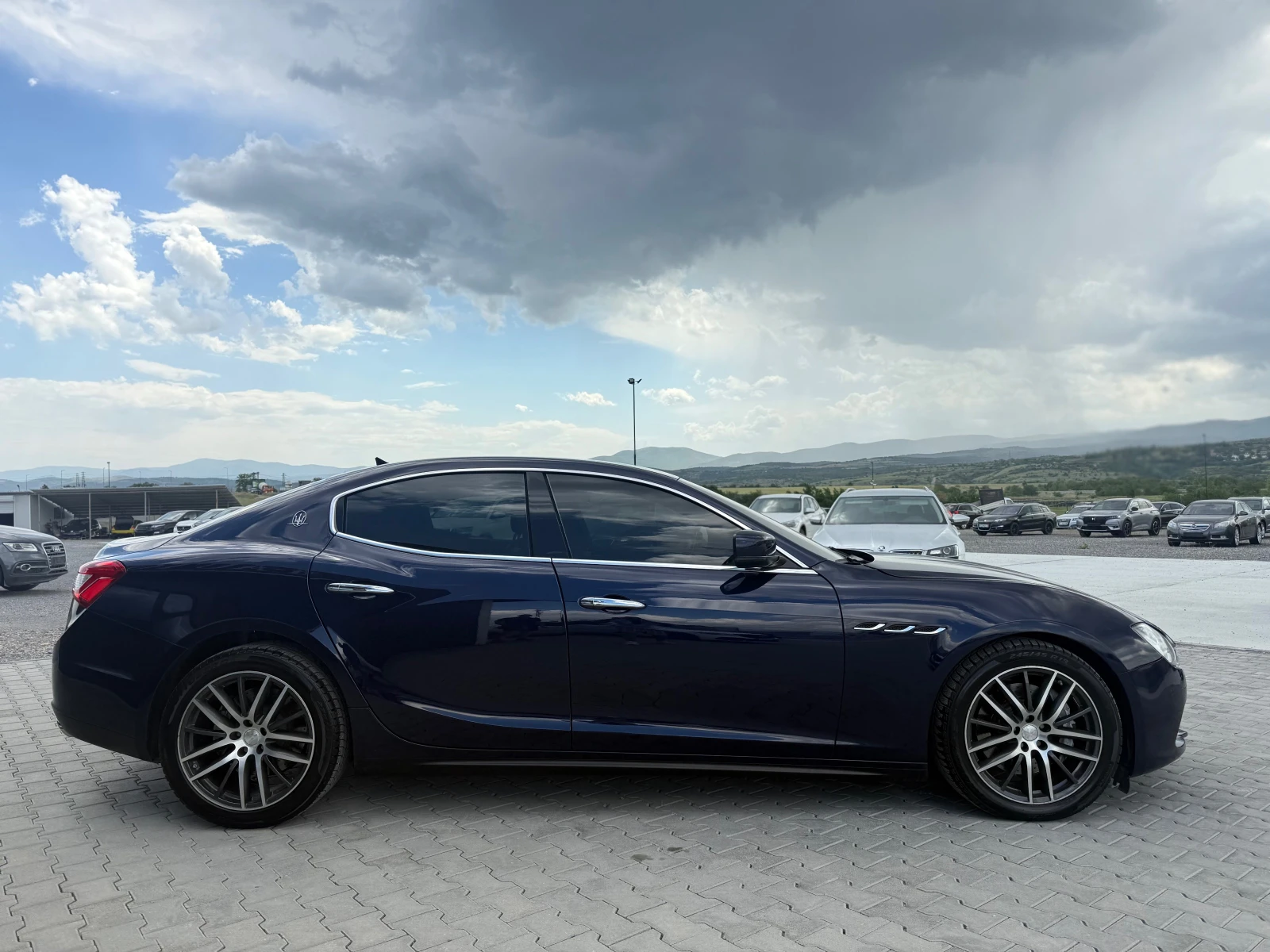Maserati Ghibli 3.0D СОБСТВЕН ЛИЗИНГ , снимка 4 - Автомобили и джипове - 54712307