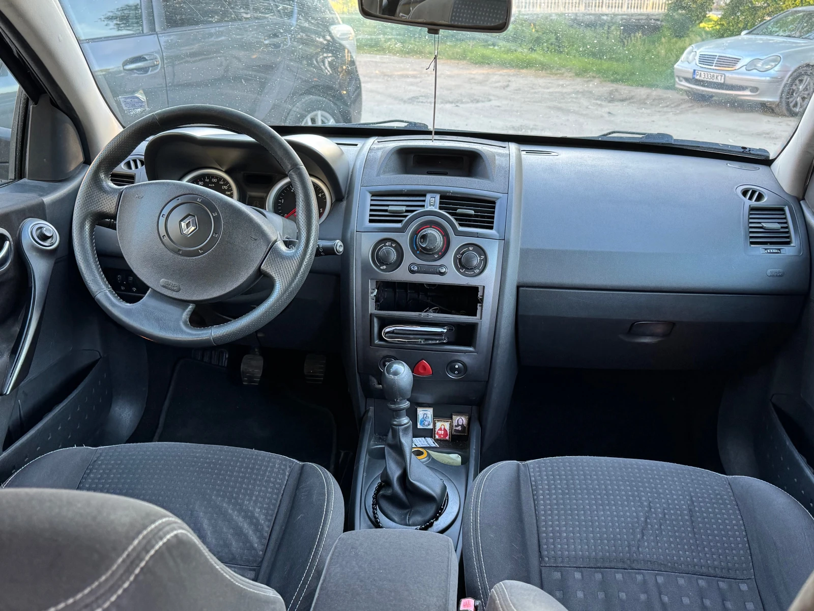Renault Megane 1.5DCI/Топ Състояние/, снимка 3 - Автомобили и джипове - 54723005