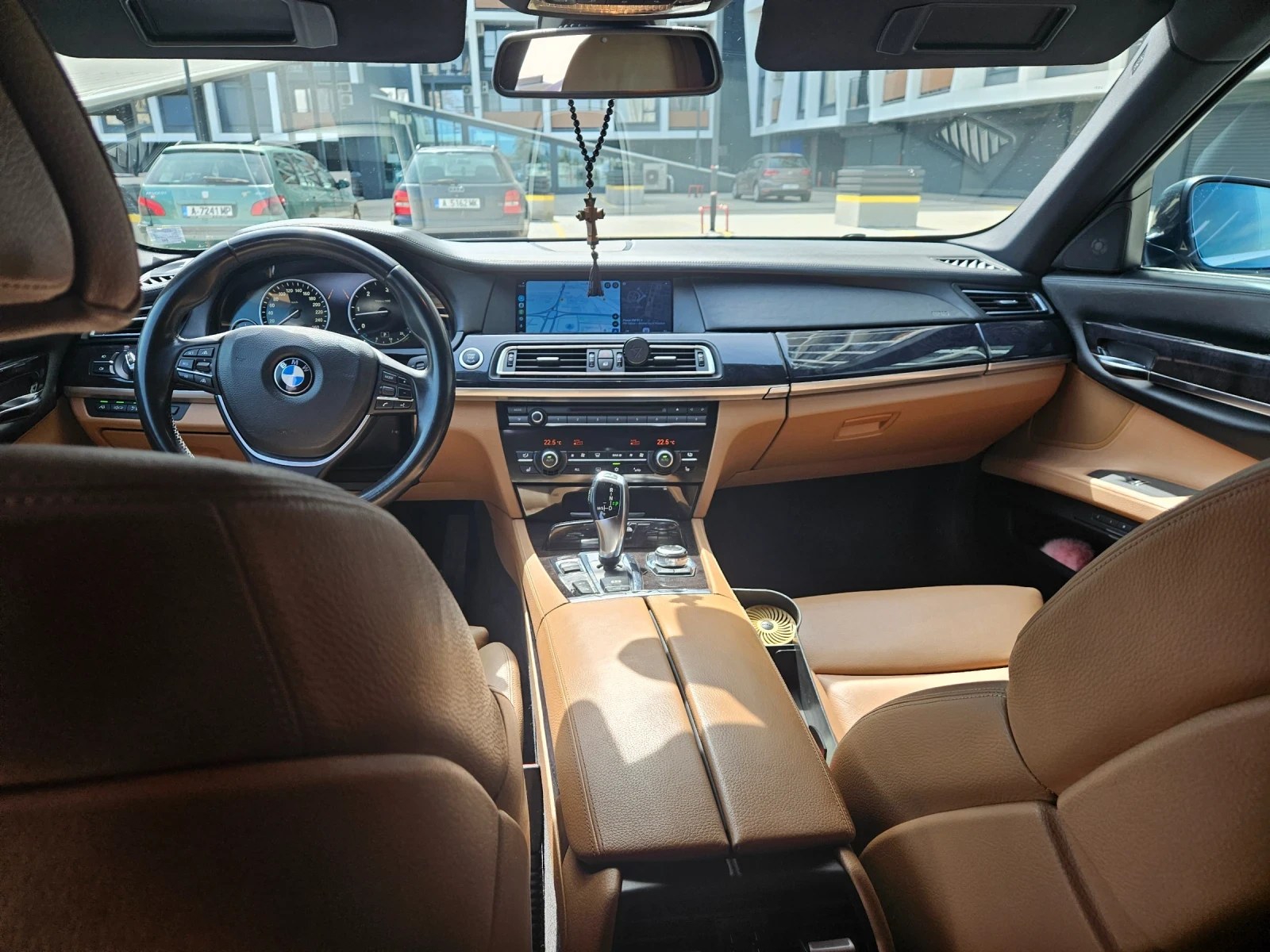 BMW 730, снимка 10 - Автомобили и джипове - 54838663