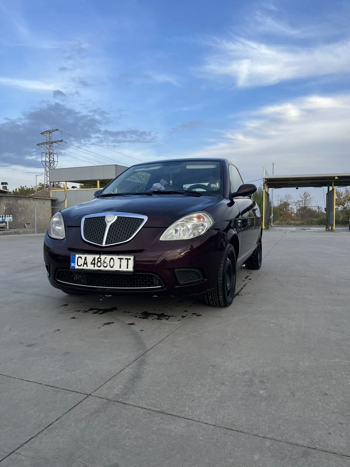 Lancia Ypsilon 1.2 бензин 