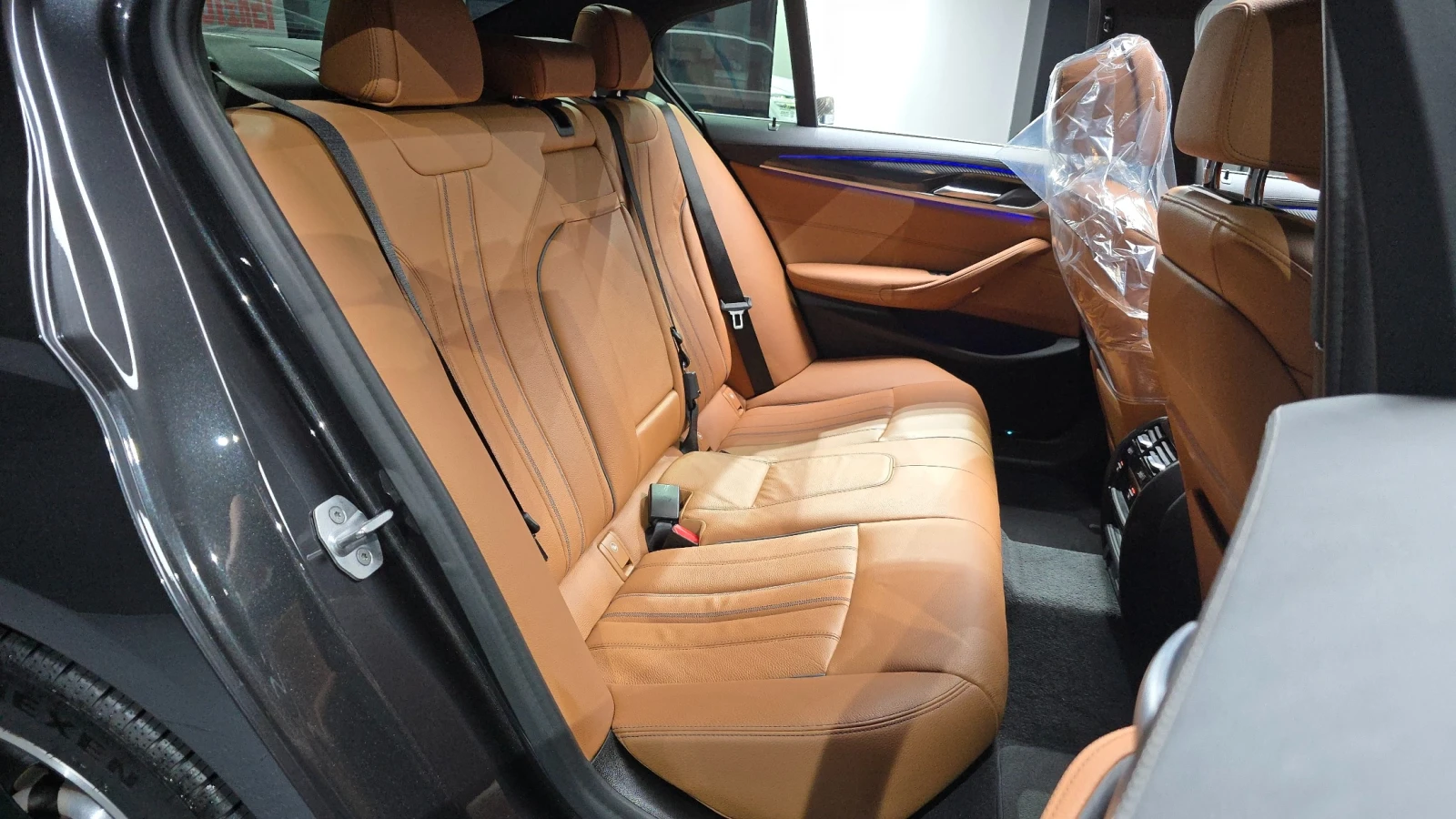 BMW 520 520i M Sport | HUD | ACC | MEMORY, снимка 14 - Автомобили и джипове - 55430365