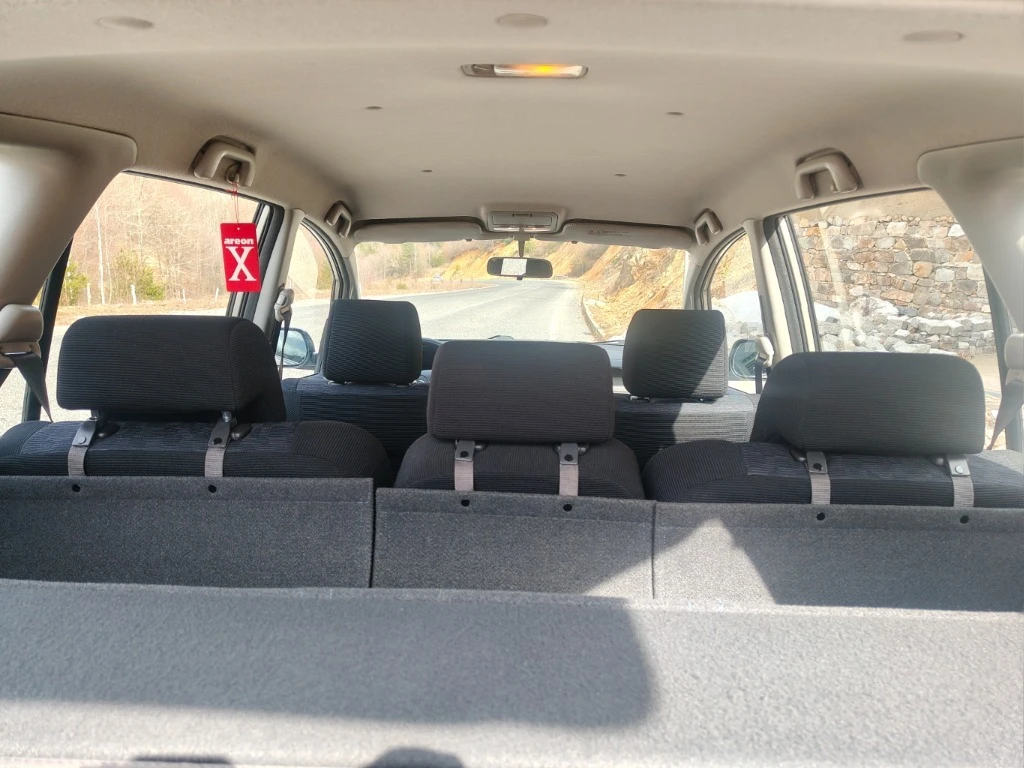 Toyota Corolla verso 2.0-D4D, снимка 12 - Автомобили и джипове - 55580396