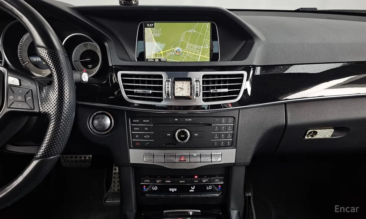 Mercedes-Benz E 250  BlueTec 4MATIC AV * БЕЗ ПЪРВОНАЧАЛНА ВНОСКА, снимка 14 - Автомобили и джипове - 55991721