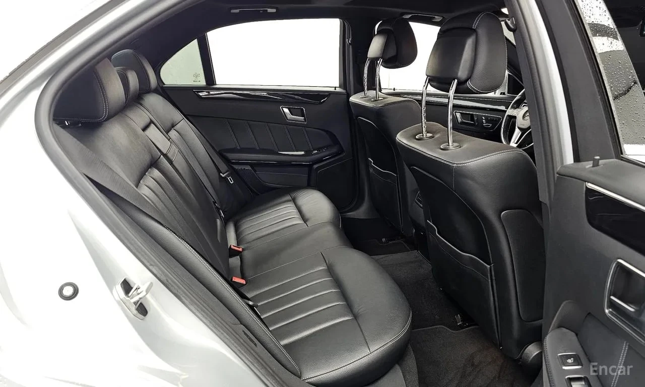Mercedes-Benz E 250  BlueTec 4MATIC AV * БЕЗ ПЪРВОНАЧАЛНА ВНОСКА, снимка 11 - Автомобили и джипове - 55991721