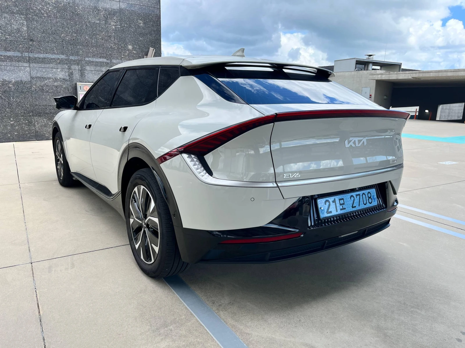 Kia EV6 EV6 Long Range 4WD.����������� ������� 1�. | Mobile.bg � ����������� 7
