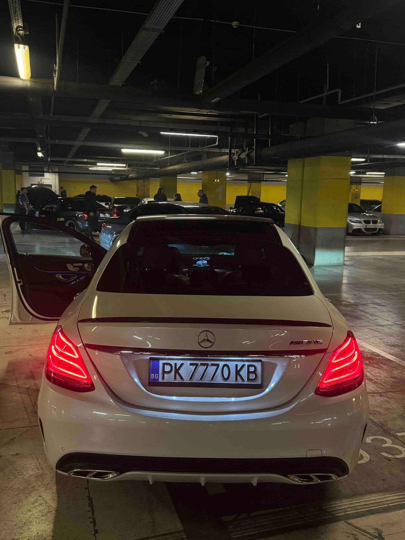 Mercedes-Benz C 220 AMG PACK/Burmaster/ PANO  , снимка 11 - Автомобили и джипове - 56076412