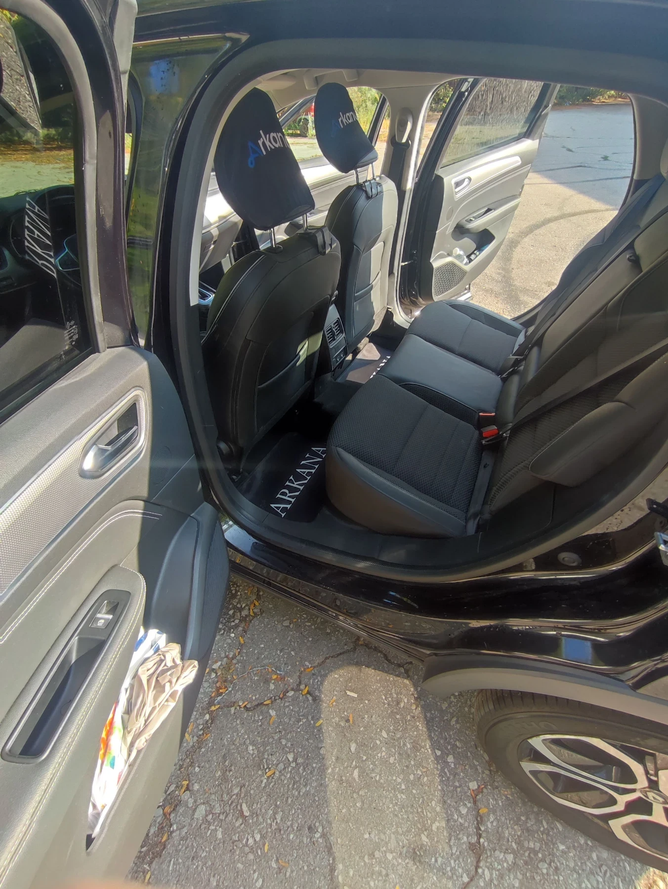Renault Arkana SUV, снимка 7 - Автомобили и джипове - 56094072