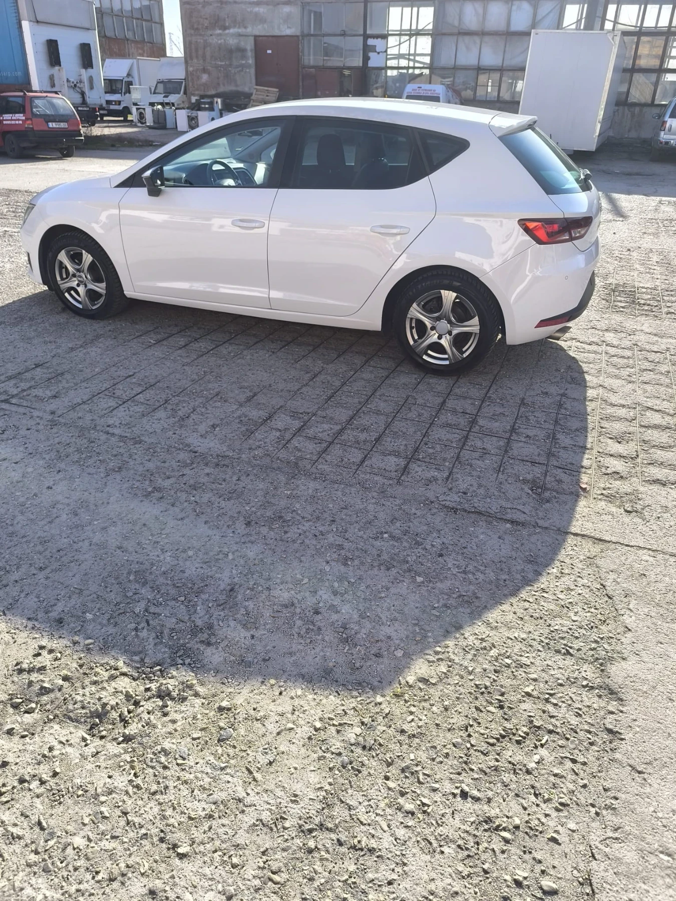Seat Leon 1.4 FR, снимка 5 - Автомобили и джипове - 56144555