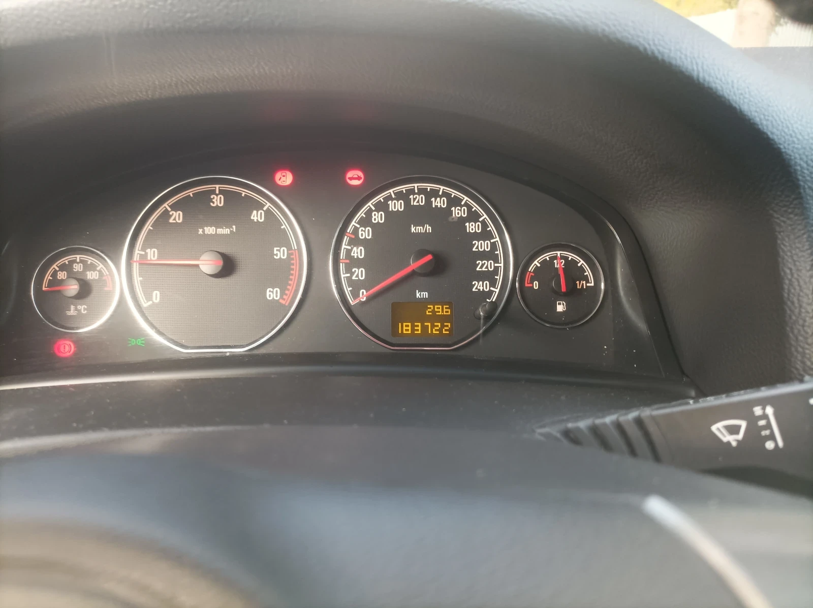 Opel Signum Хечбек , снимка 7 - Автомобили и джипове - 56559599
