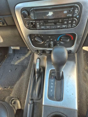 Jeep Cherokee 3.7, снимка 8