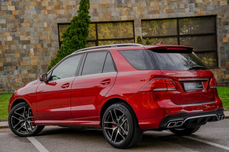 Mercedes-Benz GLC 350 D* AMG* 4-MATIC* 360CAM* CARBON* EXCLUSIVE, снимка 3 - Автомобили и джипове - 47515807