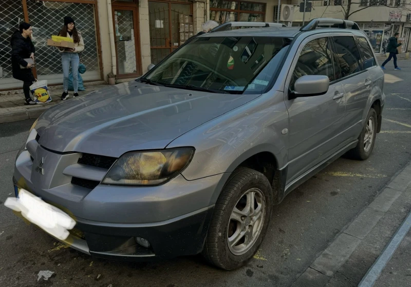 Mitsubishi Outlander 2.4 бензин+ газ, снимка 3 - Автомобили и джипове - 48967735