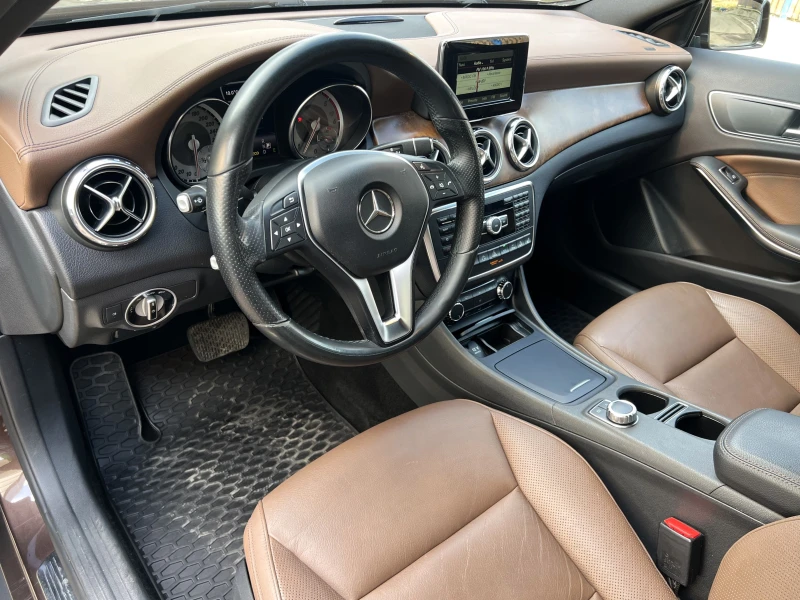 Mercedes-Benz GLA 220 CDI/ 4-MATIC/ EXCLUSIV/ PDC/ LED/ MEMORY/, снимка 11 - Автомобили и джипове - 49289425