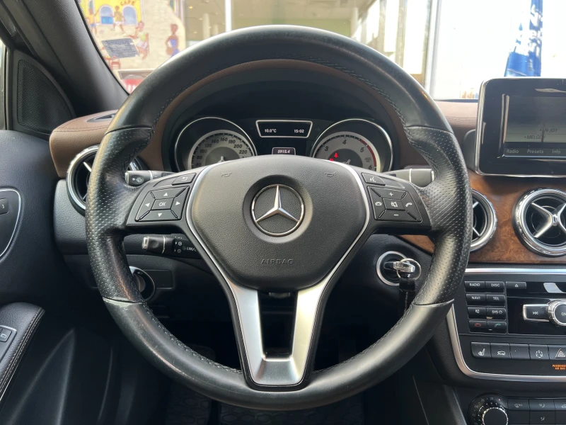 Mercedes-Benz GLA 220 CDI/ 4-MATIC/ EXCLUSIV/ PDC/ LED/ MEMORY/, снимка 12 - Автомобили и джипове - 49289425