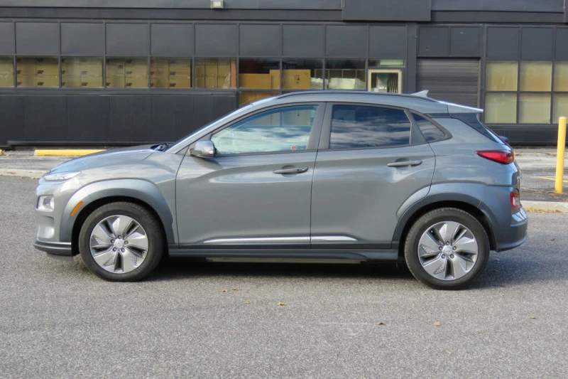 Hyundai Kona ДИСТРОНИК* СЛЕДЕНЕ НА Л.* МЪРТВА ТОЧКА* ПАНОРАМА* , снимка 6 - Автомобили и джипове - 52936160