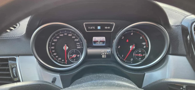 Mercedes-Benz GLE 350, снимка 8 - Автомобили и джипове - 52706734