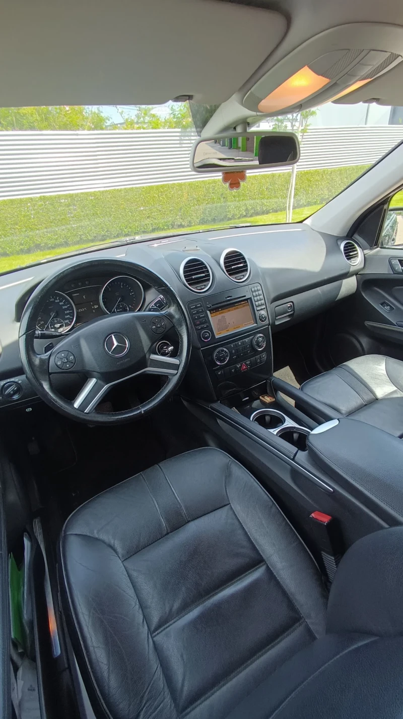 Mercedes-Benz ML 320, снимка 6 - Автомобили и джипове - 52725895