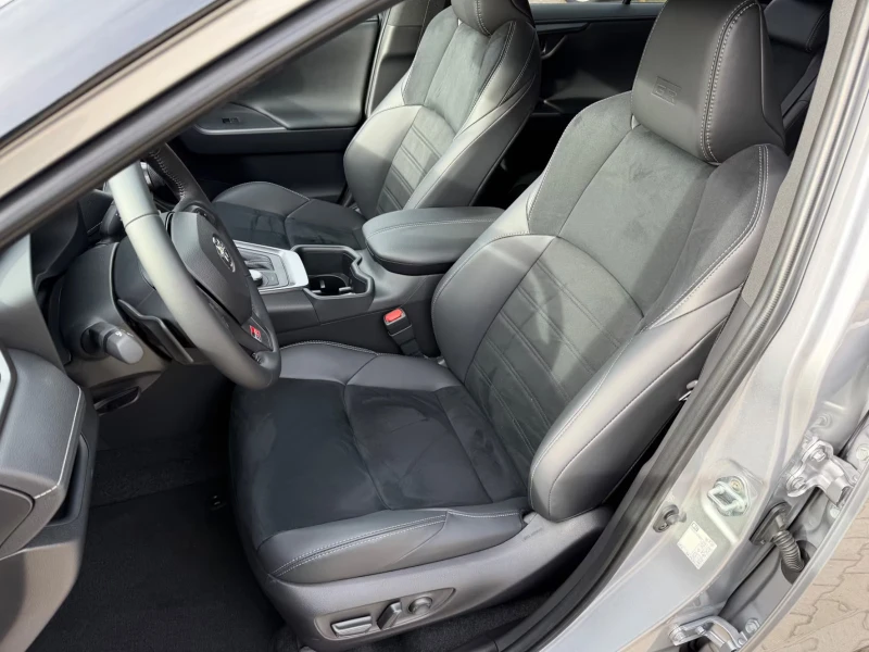 Toyota Rav4 2.5PHEV/306HP/GR-SPORT/HUD/360/MEMO/JBL/668g, снимка 9 - Автомобили и джипове - 52750559