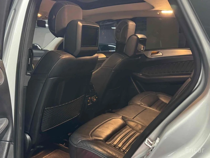Mercedes-Benz GLE 350, снимка 11 - Автомобили и джипове - 53205382