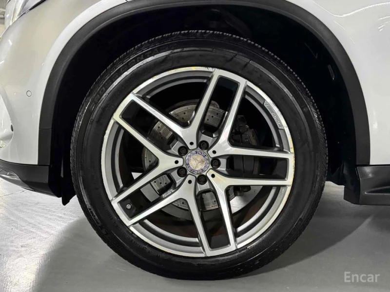 Mercedes-Benz GLE 350, снимка 6 - Автомобили и джипове - 53205382