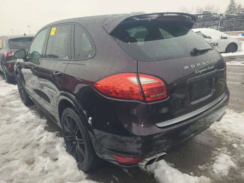 Porsche Cayenne   TURBO | ОБДУХВАНЕ | ПАНОРАМА | CARFAX, снимка 4 - Автомобили и джипове - 53561221