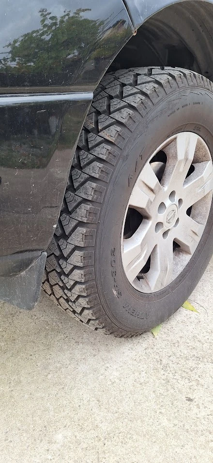 Nissan Navara, снимка 7 - Автомобили и джипове - 52397702