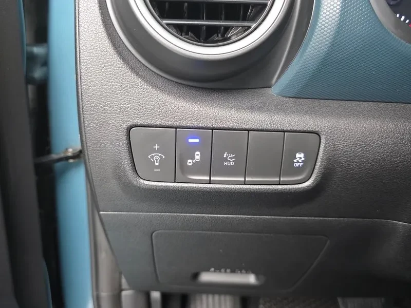 Hyundai Kona 1.6T, снимка 13 - Автомобили и джипове - 54257042