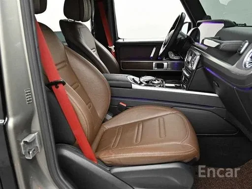 Mercedes-Benz G 400 4M* ПОДГРЕВ* 4D BURM* STARLIGHT* 360* AMBIENT* , снимка 11 - Автомобили и джипове - 55753629