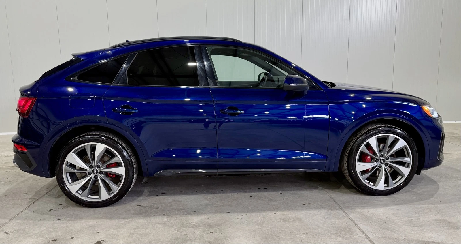 Audi SQ5 30TFSI Black Optic - изображение 6