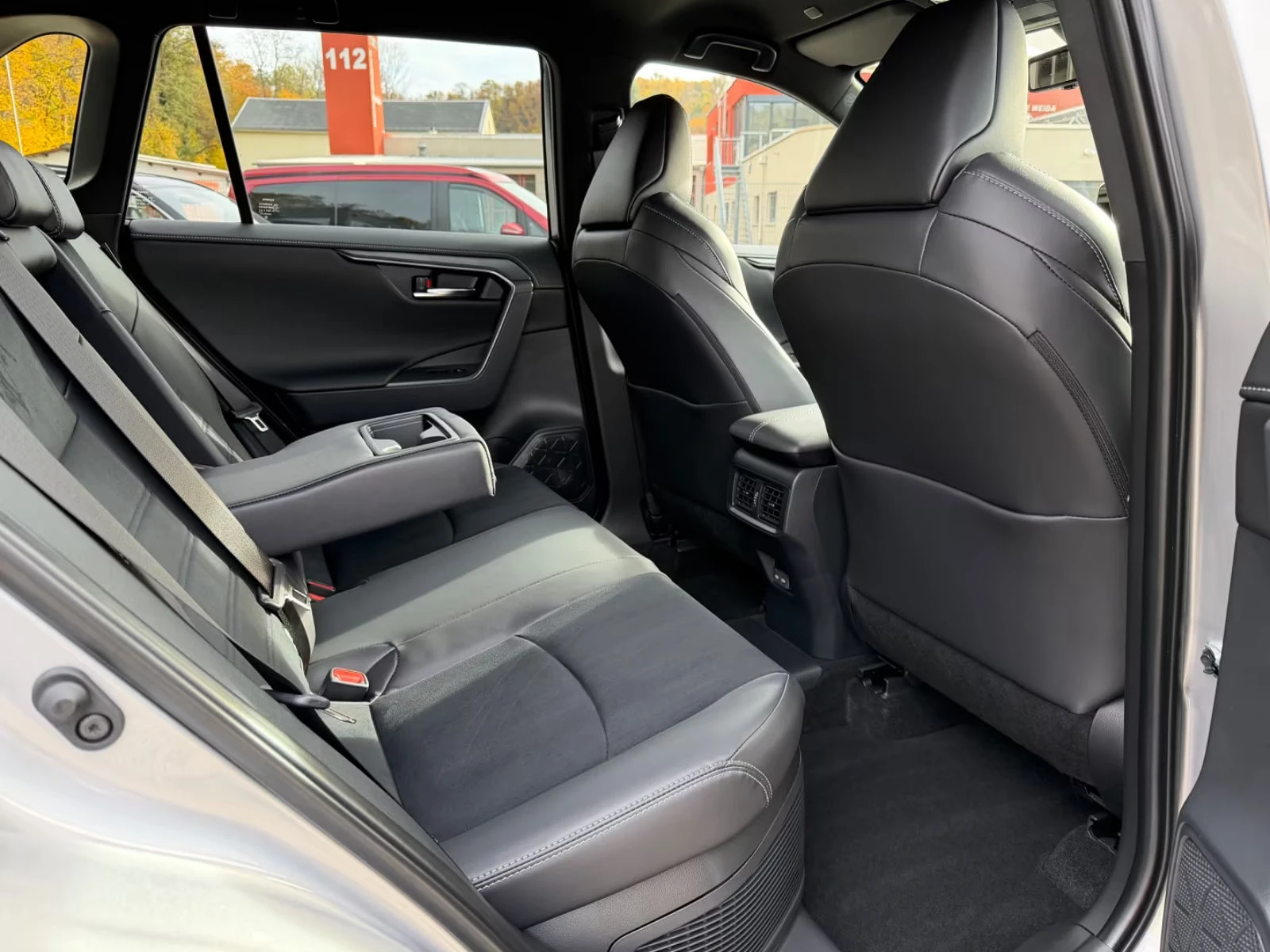 Toyota Rav4 2.5PHEV/306HP/GR-SPORT/HUD/360/MEMO/JBL/668g | Mobile.bg � ����������� 15