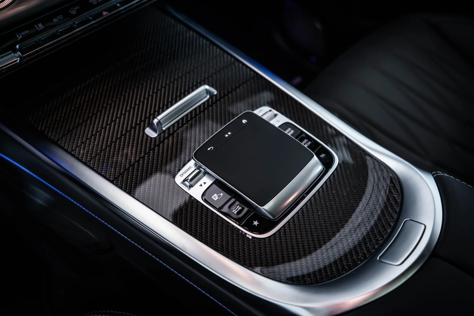 Mercedes-Benz G 63 AMG Manufaktur* Carbon* Burmester* 360, снимка 14 - Автомобили и джипове - 54455543
