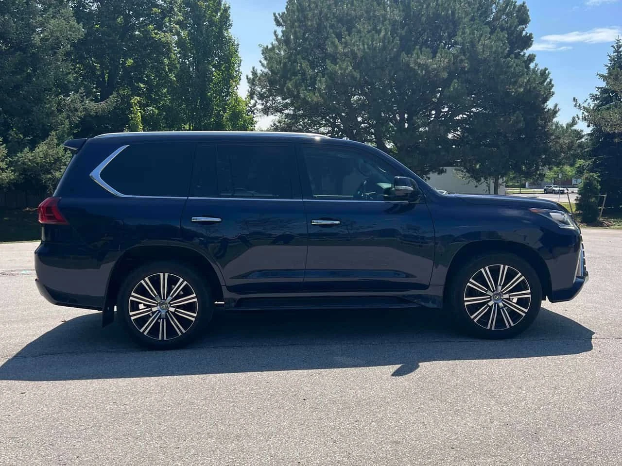 Lexus LX * 570 * CARFAX * ����� �� �����������  | Mobile.bg � ����������� 3