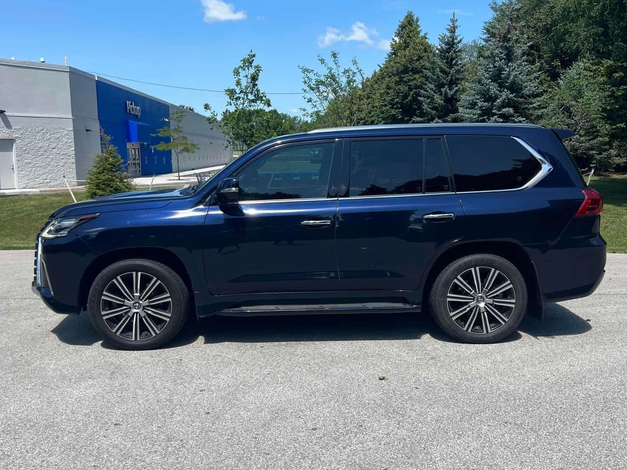 Lexus LX * 570 * CARFAX * ����� �� �����������  | Mobile.bg � ����������� 2