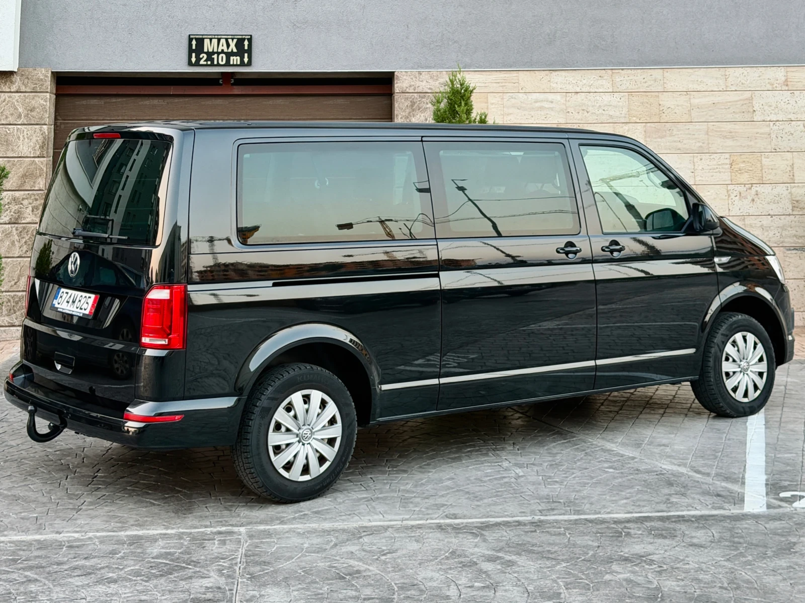 VW Multivan 2.0Tdi 150ps DSG MAXI 8+ 1  ЛИЗИНГ, снимка 5 - Автомобили и джипове - 55729984