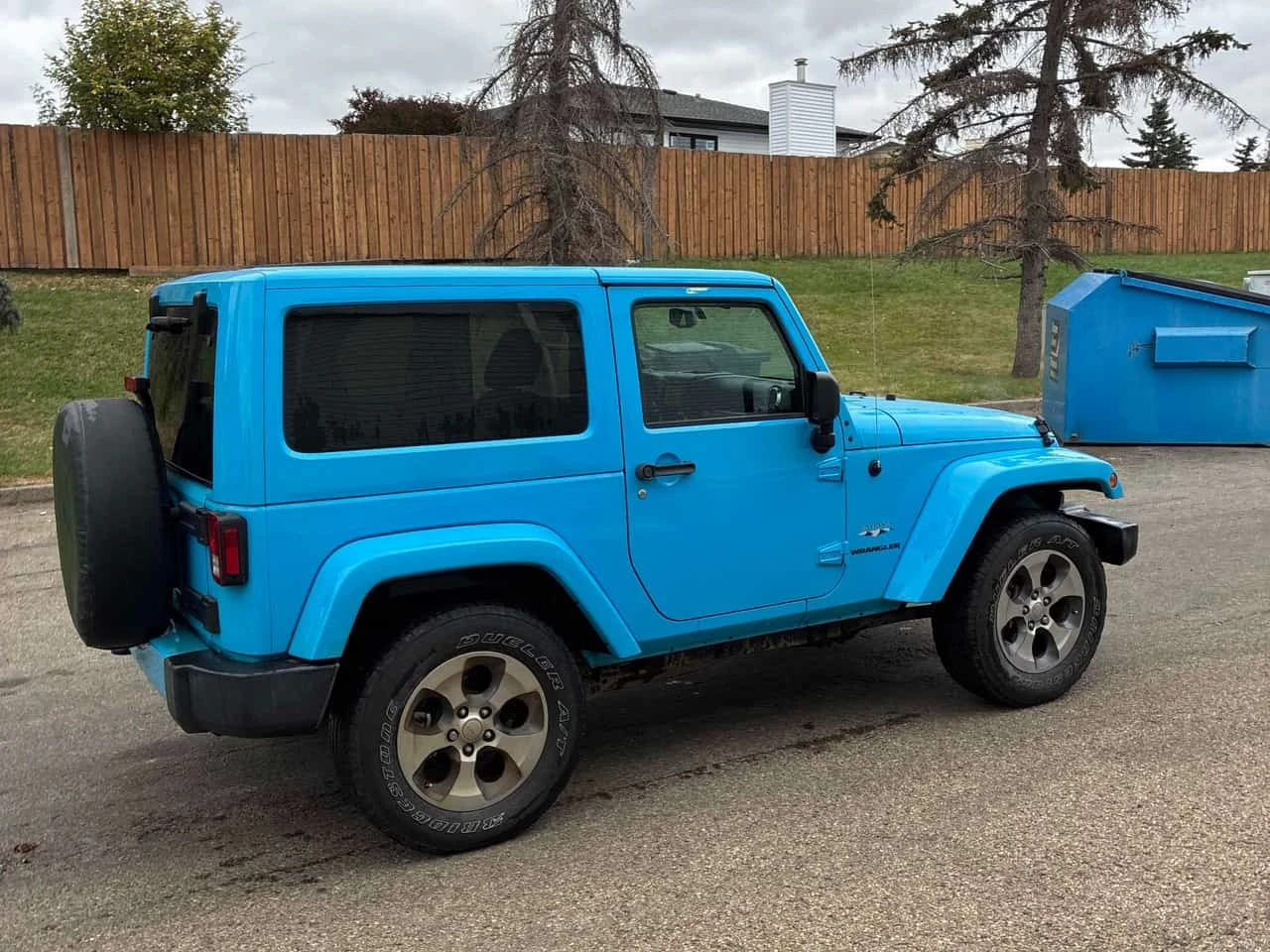 Jeep Wrangler SAHARA * CARFAX * АВТОКРЕДИТ * , снимка 6 - Автомобили и джипове - 56323717