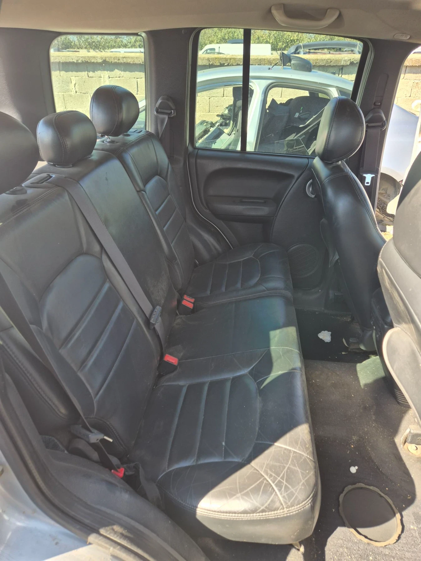 Jeep Cherokee 3.7, снимка 11 - Автомобили и джипове - 56600185
