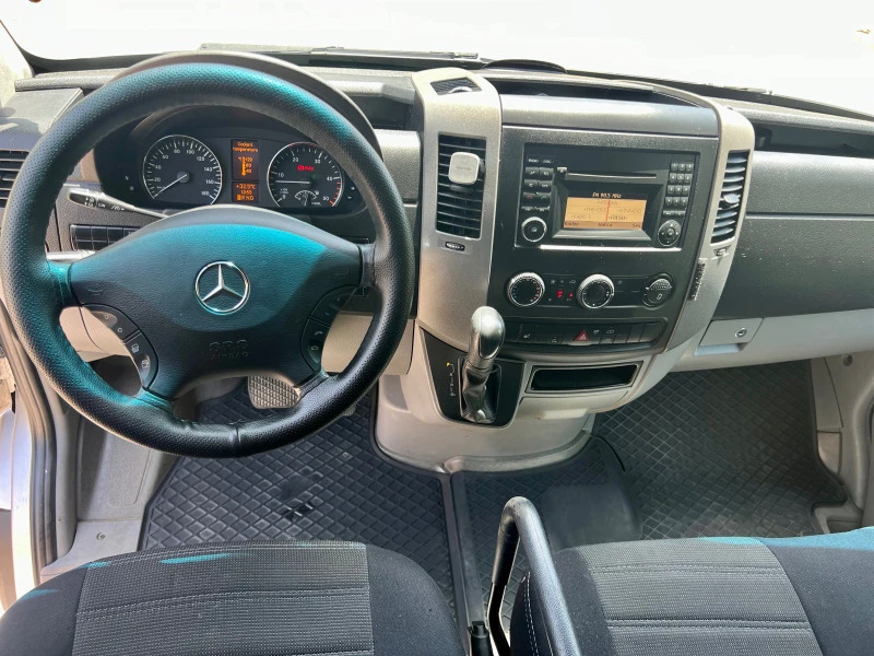 Mercedes-Benz Sprinter 319, снимка 10 - Бусове и автобуси - 47598658