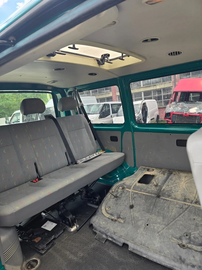 VW T5 2.5 TDI 131 PS , снимка 8 - Бусове и автобуси - 46482032