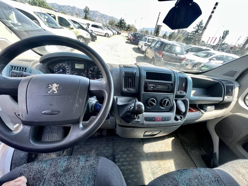 Peugeot Boxer 2.2 Кран 1т, снимка 8 - Бусове и автобуси - 46906830