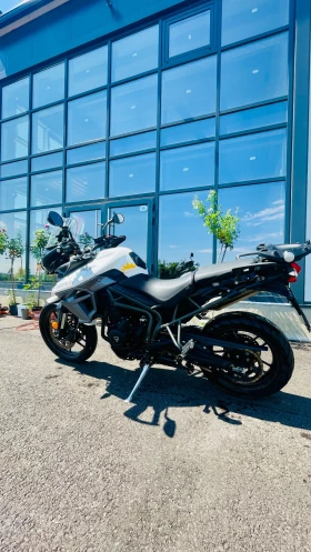 Triumph Tiger 800 XRX. НОВ ВНОС , снимка 14