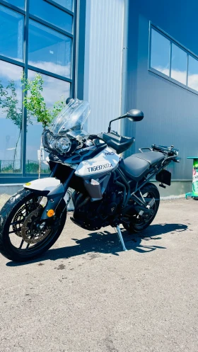 ����� �� �������� �� Triumph Tiger 800 XRX. ��� ���� 