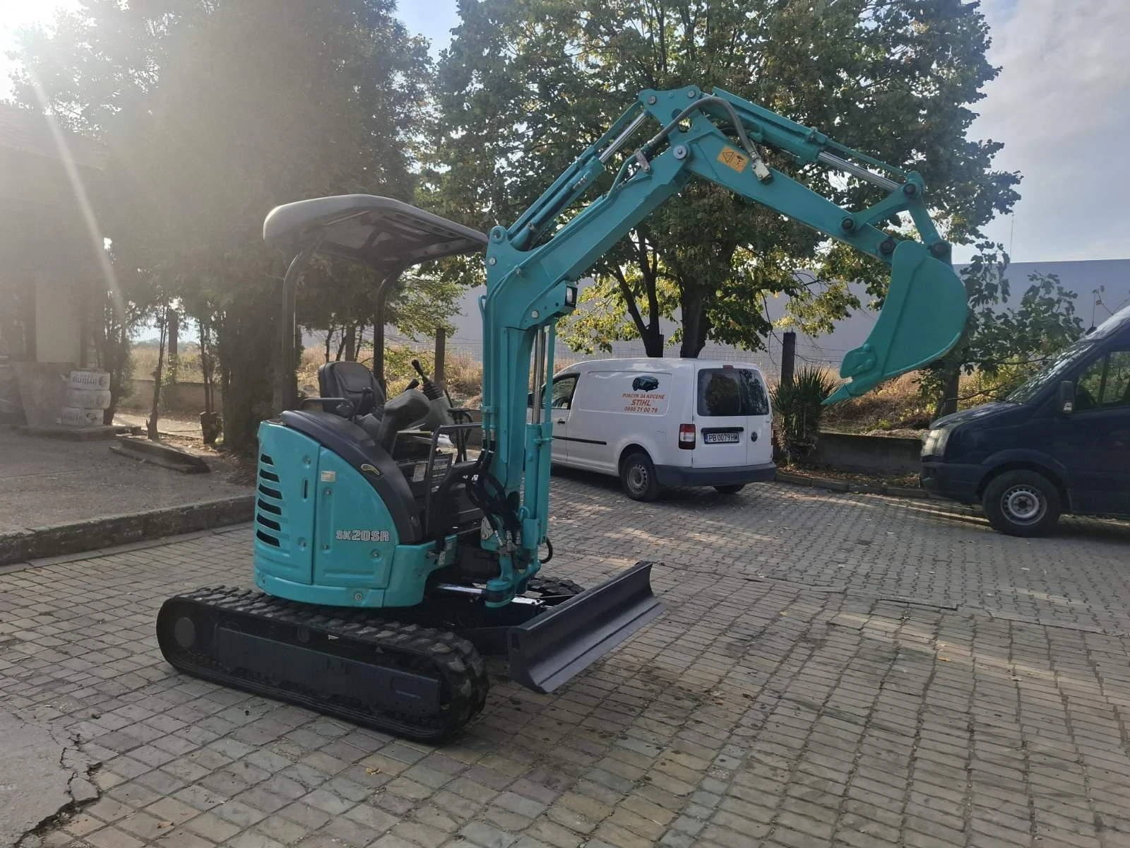 Багер Kobelco SK20SR, снимка 3 - Индустриална техника - 56613413