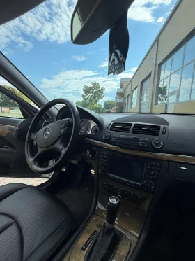 Mercedes-Benz E 320, снимка 10