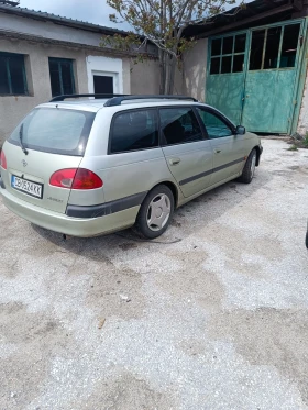 Toyota Avensis  - изображение 1